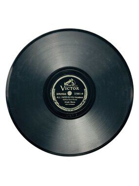 Dinah Shore One Dozen Roses 10 Inch Shellac Record 78 RPM Victor 27881 VG+